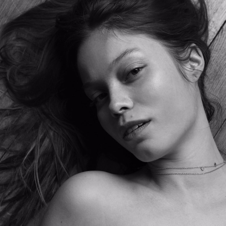 Clémence - Photo 34